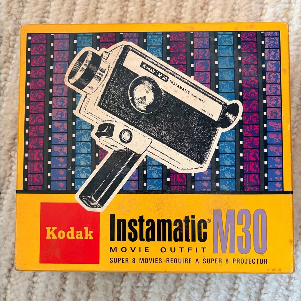 Kodak Instamatic M30 Vintage Movie Camera - Picture 3 of 3
